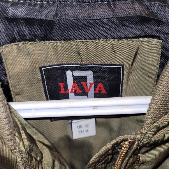 Bomber jacket. Shiny, silky, warm.  Sz sm/med - Picture 2 of 7